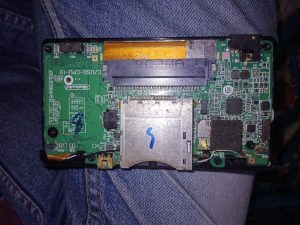 NDS Lite Saya Rusak, Hari Itu Juga Saya Beli Lagi dan Baru Sadar Saya Ternyata Bisa Impulsif